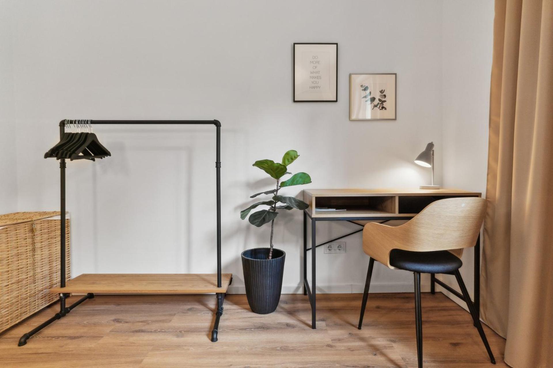 Apartment Deluxe In Mit Parkplatz Und Terrasse *